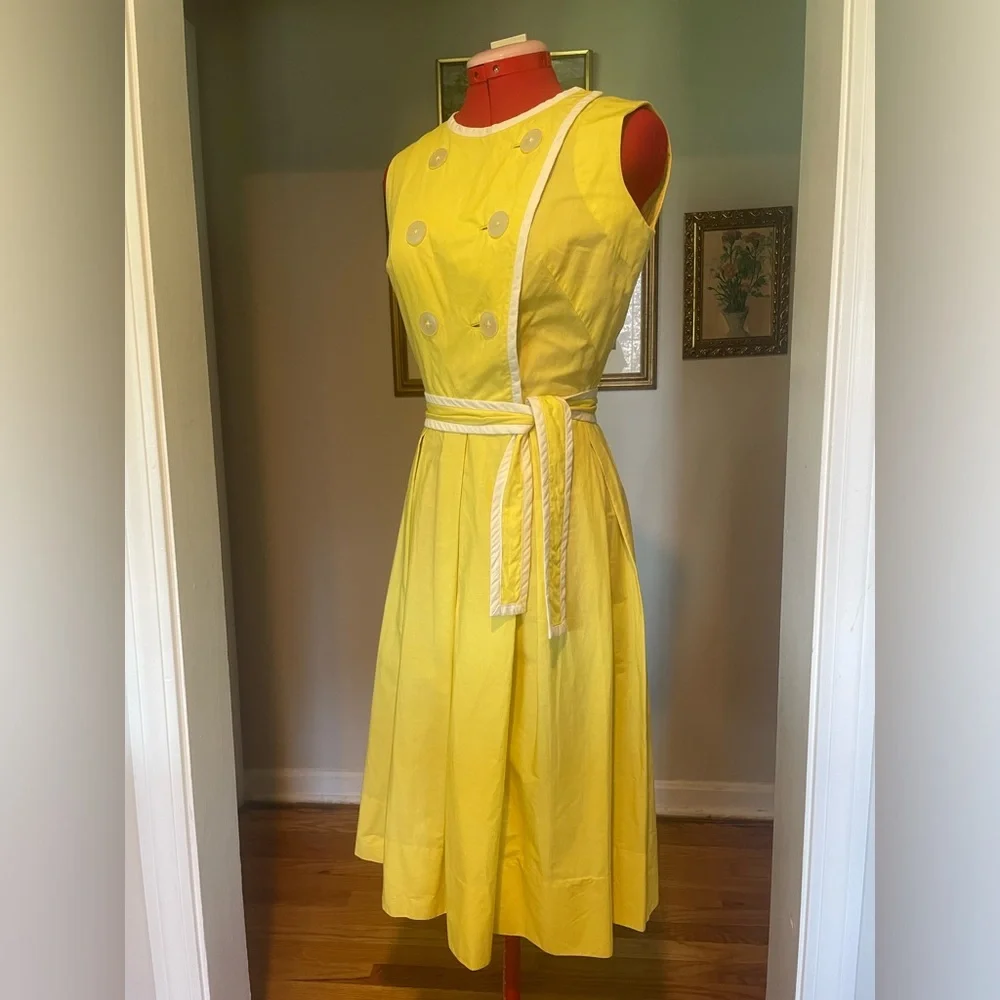 VTG 1950s Yellow Fit & Flare Day Dress / Full Skirt & Wrap Top - Picture 6 of 16